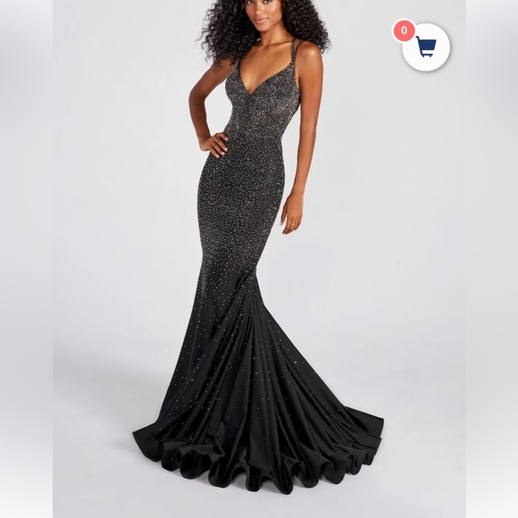 ellie wilde Dresses & Skirts - Ellie Wilde Black Formal Dress